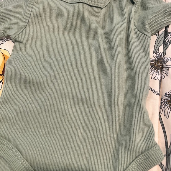 Gender neutral bundle - Picture 6 of 6